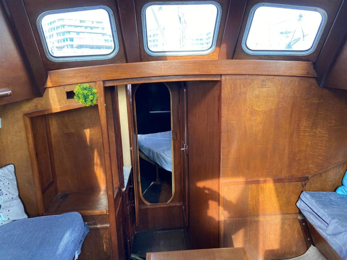 Hotel Fantastic Sailing Boat To Sleep In Barcelona Exterior foto